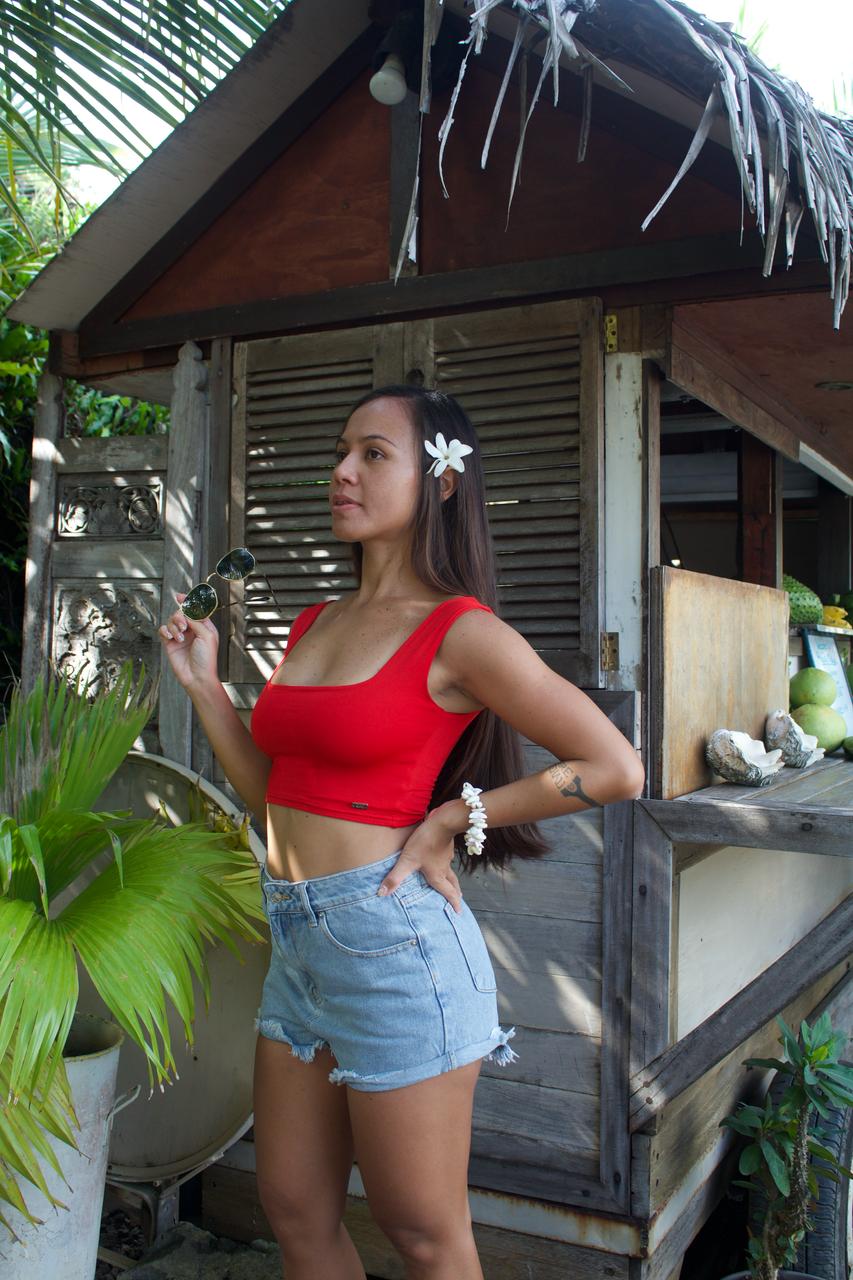 BANDEAU CROP TOP WIDE STRAPS